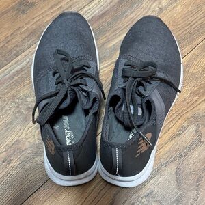 New Balance Women's FuelCore Nergize Sneaker - Size 7.5